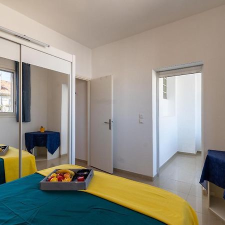 Celebre Vieux Port, Marseille Apartment Exterior photo