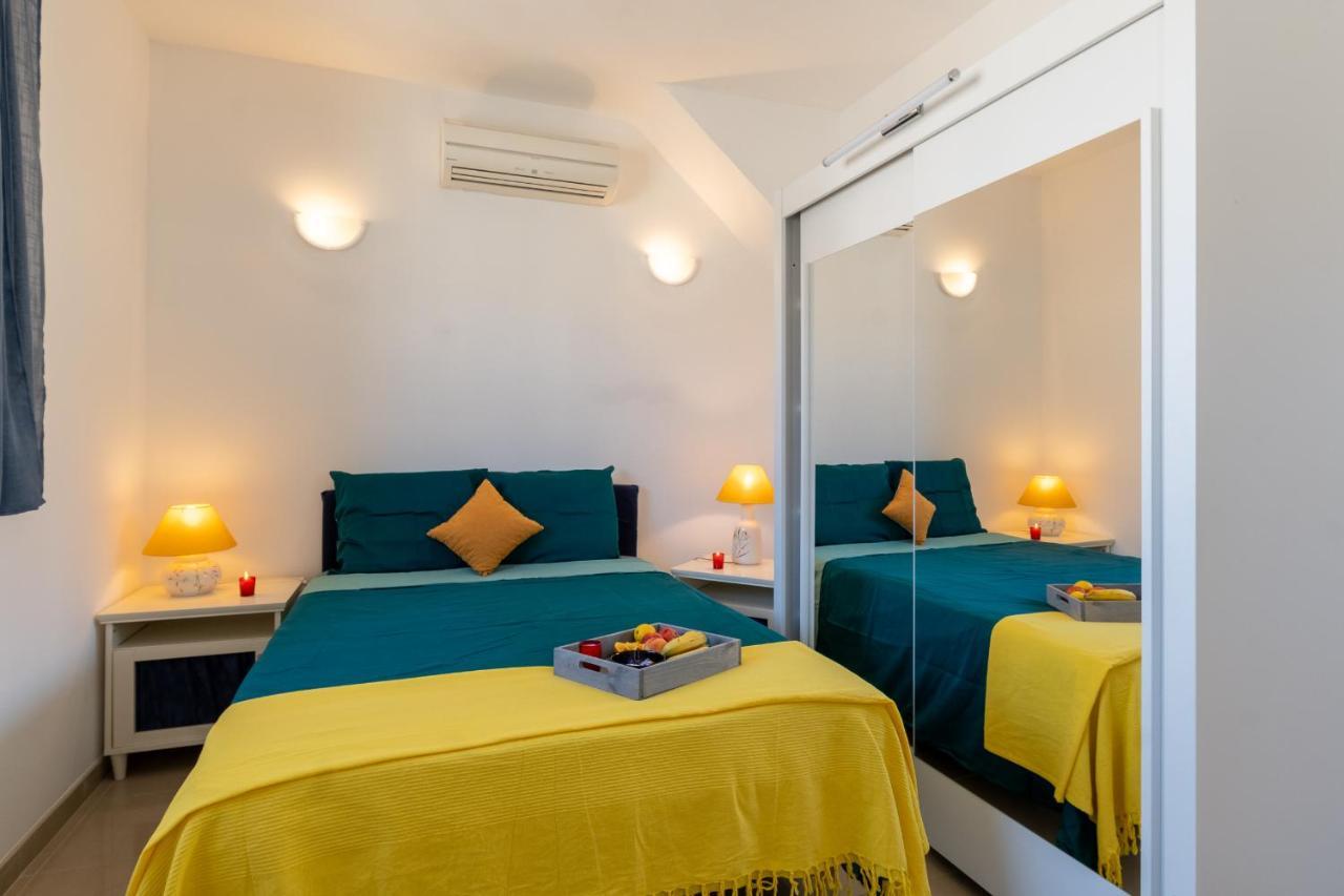 Celebre Vieux Port, Marseille Apartment Exterior photo