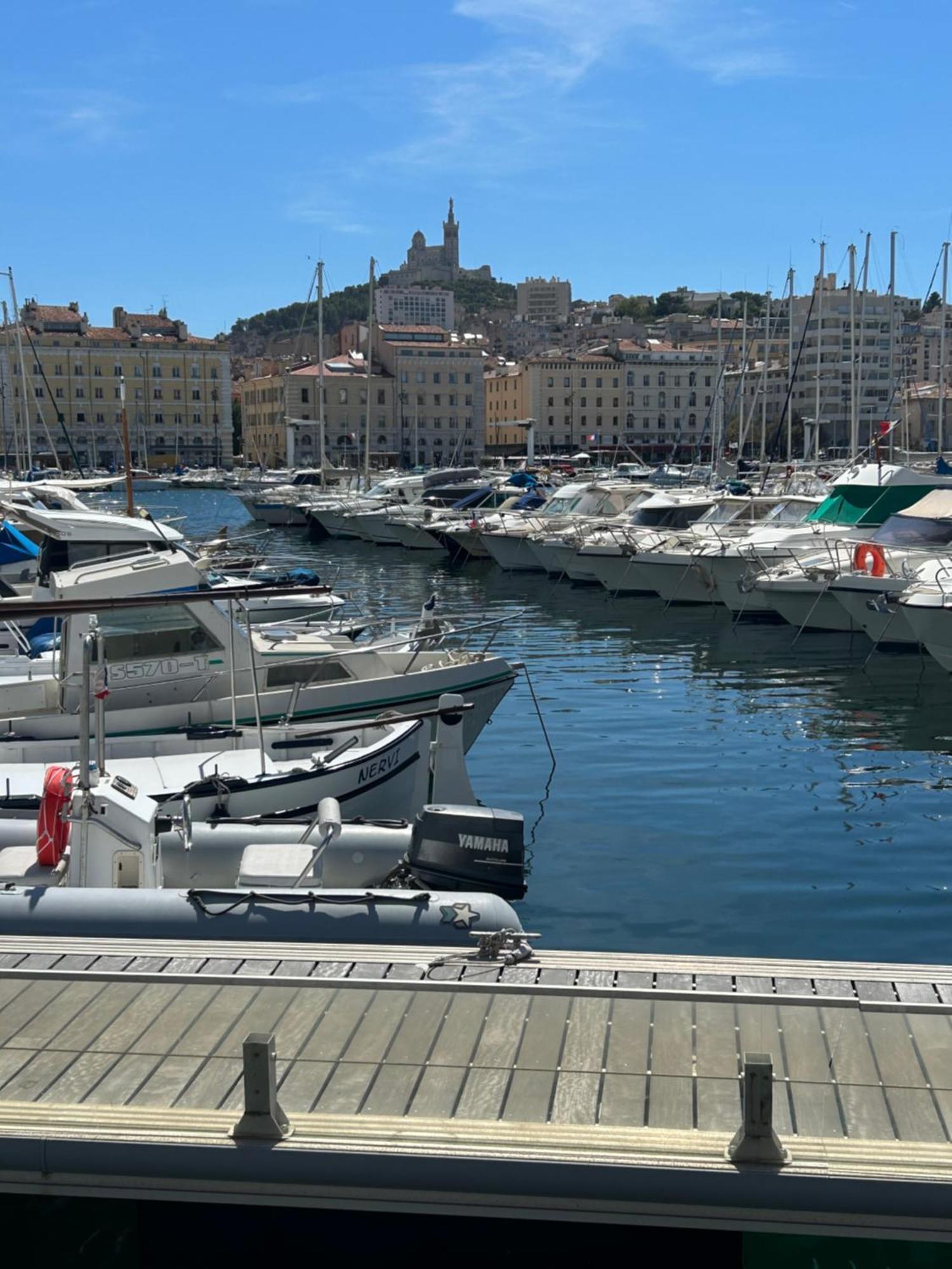 Celebre Vieux Port, Marseille Apartment Exterior photo